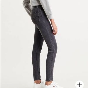Levi’s 721 High Rise Skinny